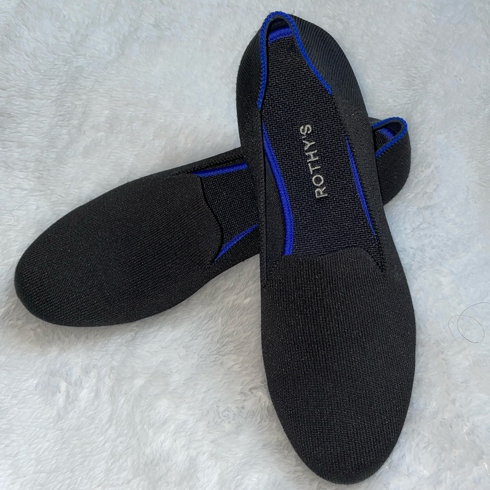 Rothy’s black flats